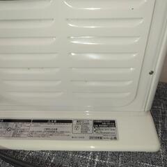 電気ストーブの画像