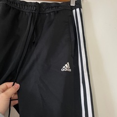Adidasスウェット　スポーツタイプの画像