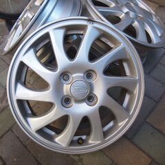 「決まりました」ダイハツ純正１５インチアルミホイール４本セットの画像