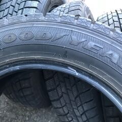 Goodyear　グッドイヤースタッドレス１６５／６５Ｒ１４　４本セットの画像