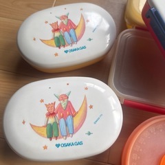 中古タッパー沢山の画像