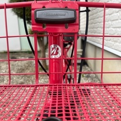可愛いピンク色の自転車の画像