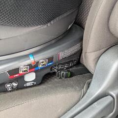 【取引中】チャイルドシート　新生児〜3歳　isofix　360℃回転の画像