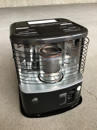 ●販売終了●石油ストーブ　Greenwood      2014年製　2.40kW    3.2L     中古品　※自動点火使用禁止