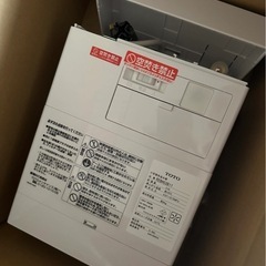 「TOTO 湯ぽっと 小型電気温水器 3L壁掛けタイプ REBH03B11」の画像