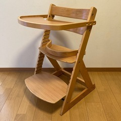 ベビーチェア　ベージュの画像
