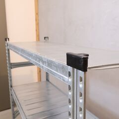 イタリア発祥の業務用シェルフ収納ブランド METALSISTEM(メタルシステム)の3段シェルフ/キャスター付き。店舗什器などにもおススメのインダストリアルなオープンシェルフは飾り棚としても♪の画像