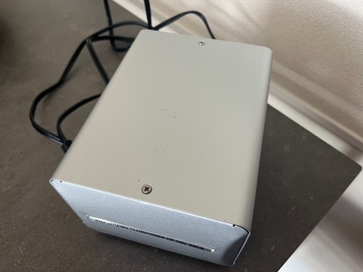 海外国内用 変圧器 AC 220V ~ 240V / 1500W 