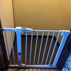 [Reserved] べビーゲート