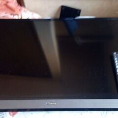 REGZA３２型テレビリモコンあり。起動しません。