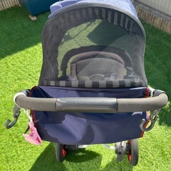 アップリカ　スムーヴ　ファミリアモデルの画像