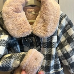 女の子コート　3-4歳　の画像