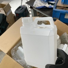 プラ角ビン　8個セットの画像