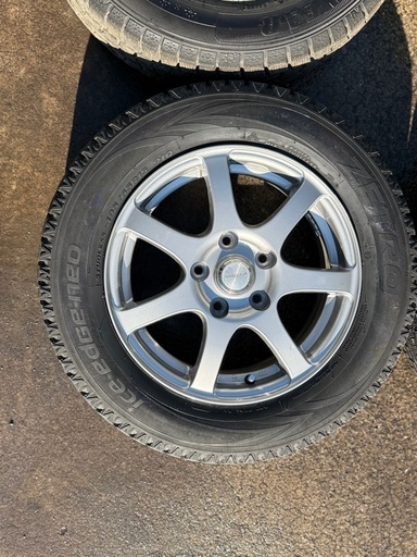 195/65/R15スタッドレスタイヤホイールセット