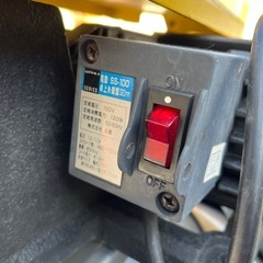 アースマン電動卓上糸鋸盤　の画像