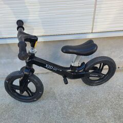 子供用　ストライダー　自転車
