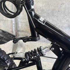 室内保管　新品同様　シマノ20インチ折りたたみ自転車　6段ギア　Wサスペンション　LEDライト・ワイヤーロック付きの画像