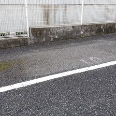 エースナンバー10番の平置き自走式舗装済駐車場です。