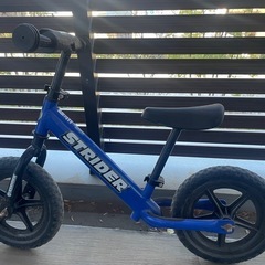 【取引中】ストライダー青の画像