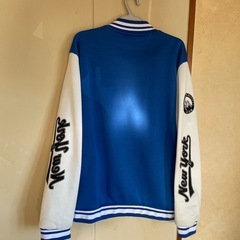 スタジャンの画像