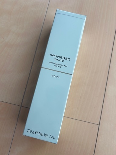 新品未使用✨\nアルビオン　美白乳液