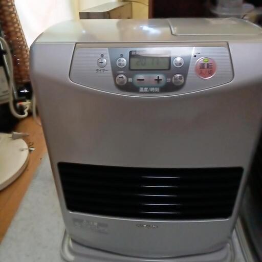 古いコロナ06年ヒーター稼働中