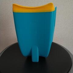 スキップホップ 　くじらおけ（ベビー用品　お風呂用） の画像