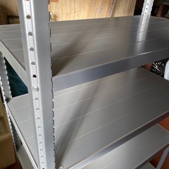【値下げしました‼️】業務用大型スチールラック（幅87㎝）の画像