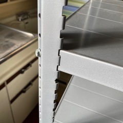 【値下げしました‼️】業務用大型スチールラック（幅87㎝）の画像