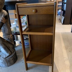 棚　エンドテーブル　木製の画像