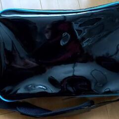 バレー用エナメルバッグの画像