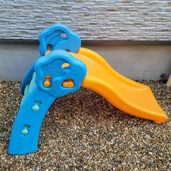 すべり台の画像