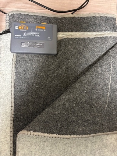ニトリ　ホットカーペット
