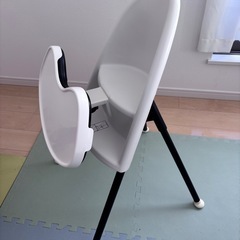 ベビージョルンハイチェアー　おまけ:バンボ付の画像