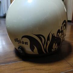 安い！shion ジェットヘルメット

の画像