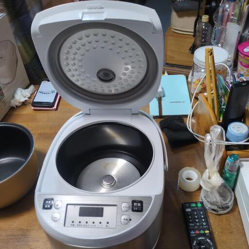 炊飯器