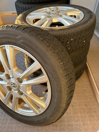 スタッドレスタイヤ（ホイールセット）