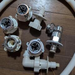 便利屋、電気屋移設作業必見！洗濯ジョイント等の画像