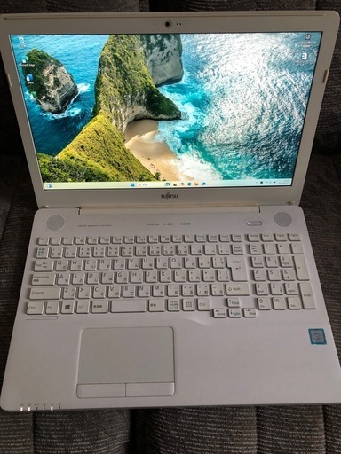 富士通ノートパソコン　Windows11 Ｃｏｒｅi3 7世代　　ＳＳＤ新品480ＧＢ　Ｍ8ＧＢ