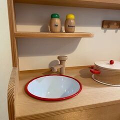 木製ままごとキッチン　感性を育てる木のおもちゃ　安心安全の日本製　キッズ　子供　知育玩具　プレゼント　木製品　おままごと　おもちゃ　木工職人手作り　の画像