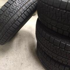 PCD100ピレリ195/65R15スタッドレス　プリウス　カローラなどにの画像