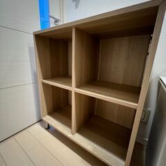 IKEA  EKET キャビネット 4コンパートメント 脚あり