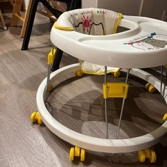 歩行器の画像