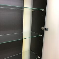 【ジャングルジャングル深井店】★飾り棚 ブラウン 茶 ダークブラウン ガラス棚 収納 家具 クリーニング済 堺市 深井 の画像