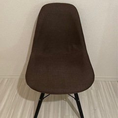 チェア　ブラウン