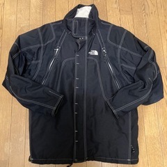 【終了しました】THE NORTH FACE（ノースフェイス）のナイロンジャケット（黒）の画像