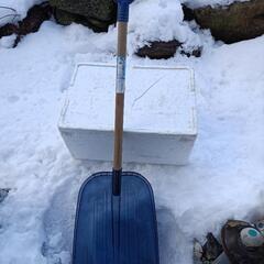 中古ポリカ除雪スコップの画像