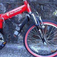 ★実走行5km以下　美品　 20インチ折りたたみ自転車　トニーノ　ランボルギーニ「TL-207」 6段変速　おまけ付きの画像