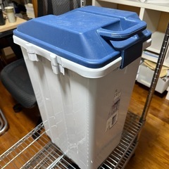 外用ゴミ箱