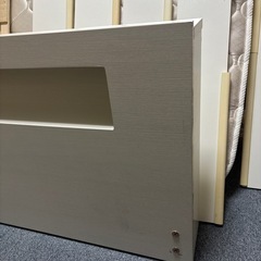 クイーン、フレーム&マットレスの画像